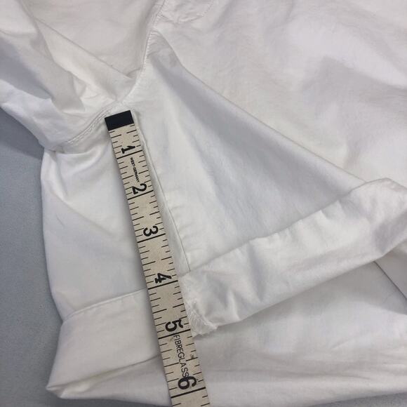 Liz Claiborne Summer White Cuffed Hem Shorts Side and Back Pockets Mid Rise - Picture 9 of 16